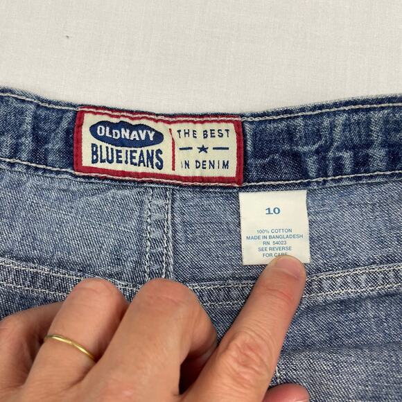 VTG Y2K Old Navy High Rise Mom Jean Shorts size 10 Utility Preppy 5" Inseam - Picture 4 of 7